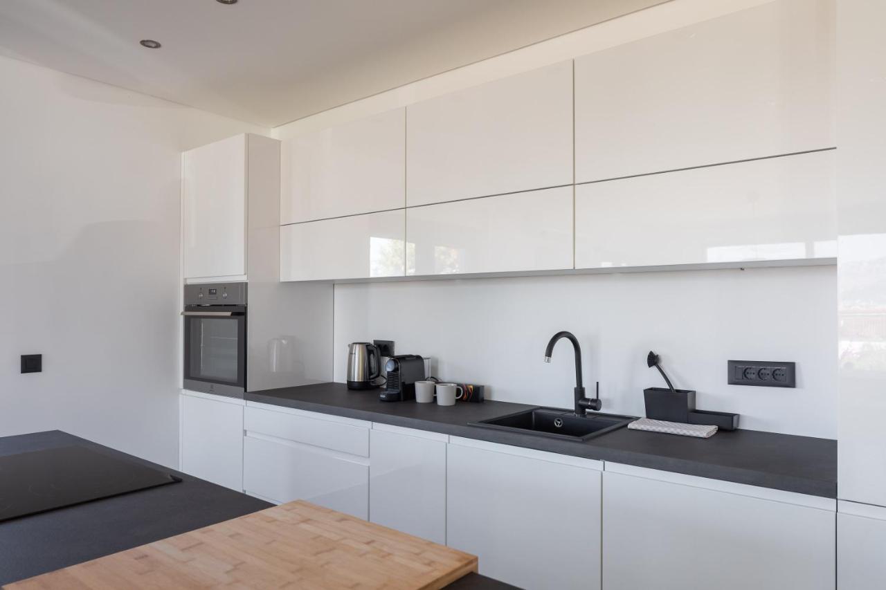 House & Home Slatine Extérieur photo